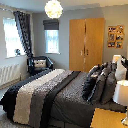 Luxury Portrush Holiday Homes - The Grange, Portrush Sleeps 13 - 6 Bedrooms Exterior photo