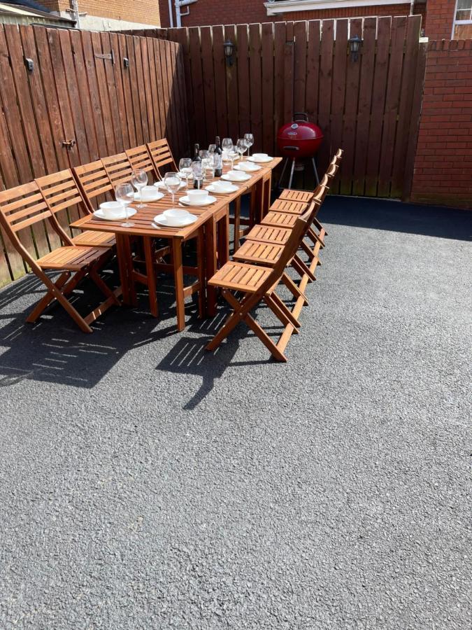 Luxury Homes - The Grange, Sleeps 13 - 6 Bedrooms Holiday home *