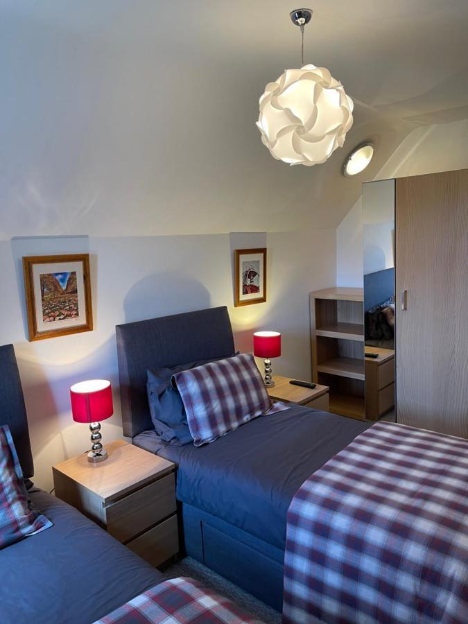 Luxury Homes - The Grange, Sleeps 13 - 6 Bedrooms Portrush