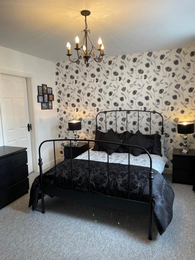 Luxury Homes - The Grange, Sleeps 13 - 6 Bedrooms Holiday home