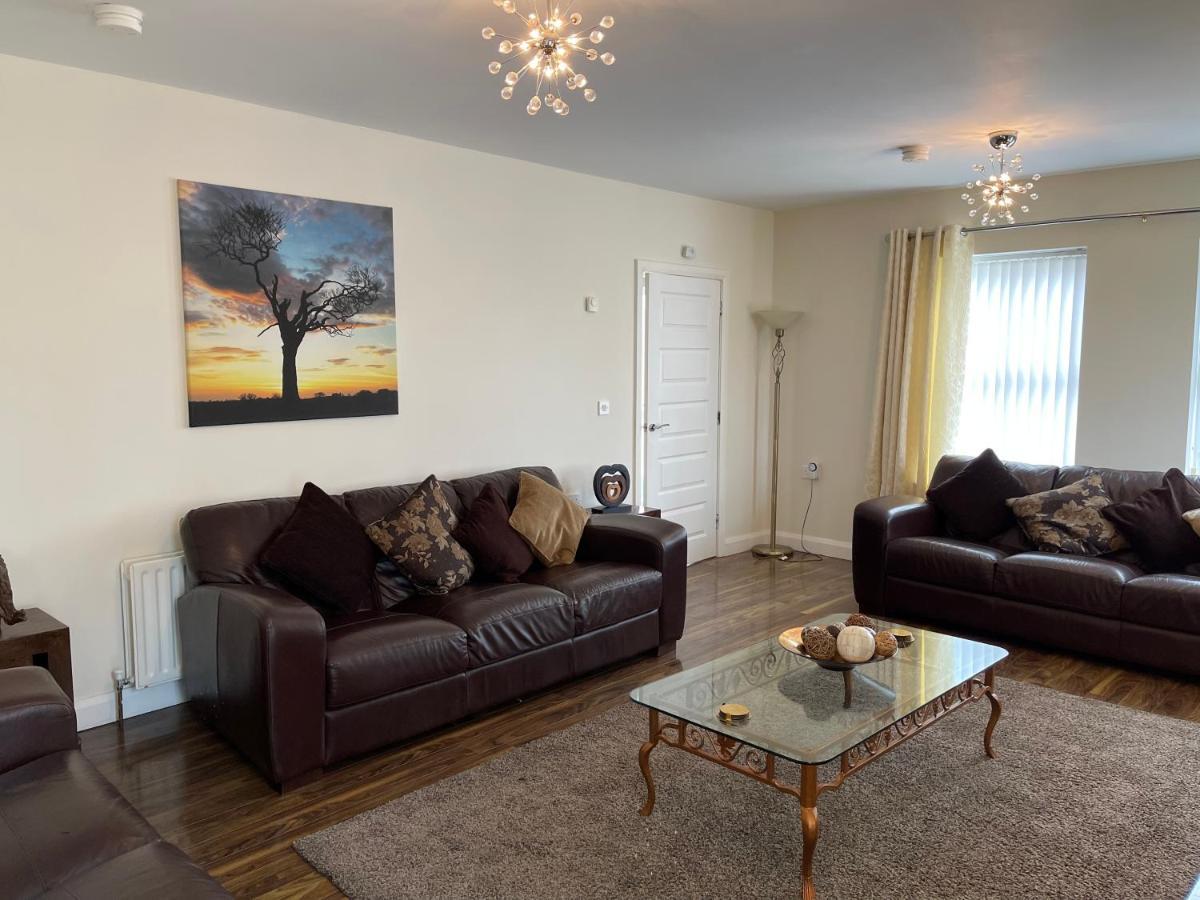 Luxury Homes - The Grange, Sleeps 13 - 6 Bedrooms